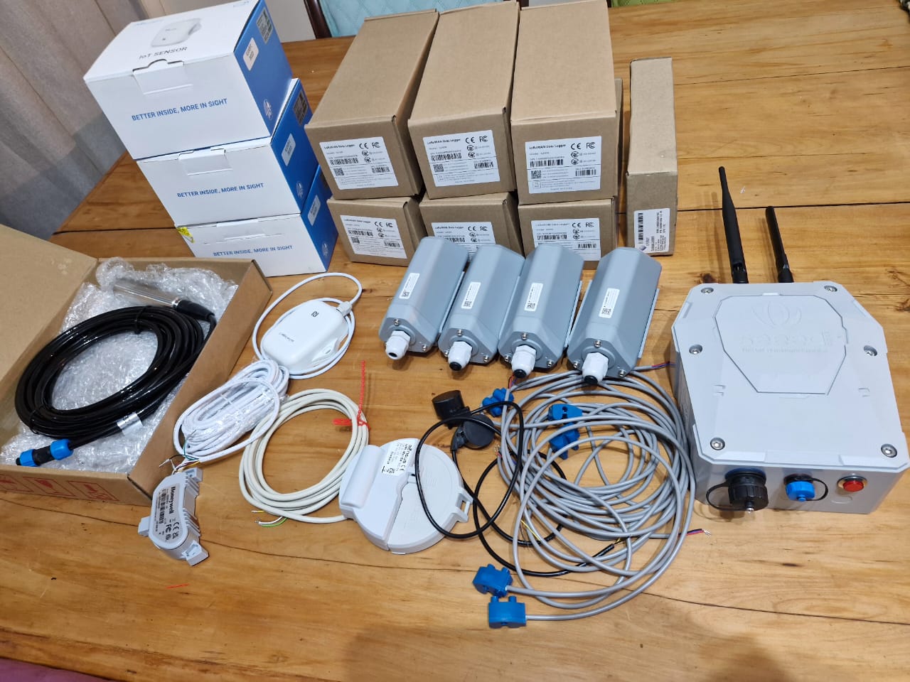 Agricultural monitoring hardware setup